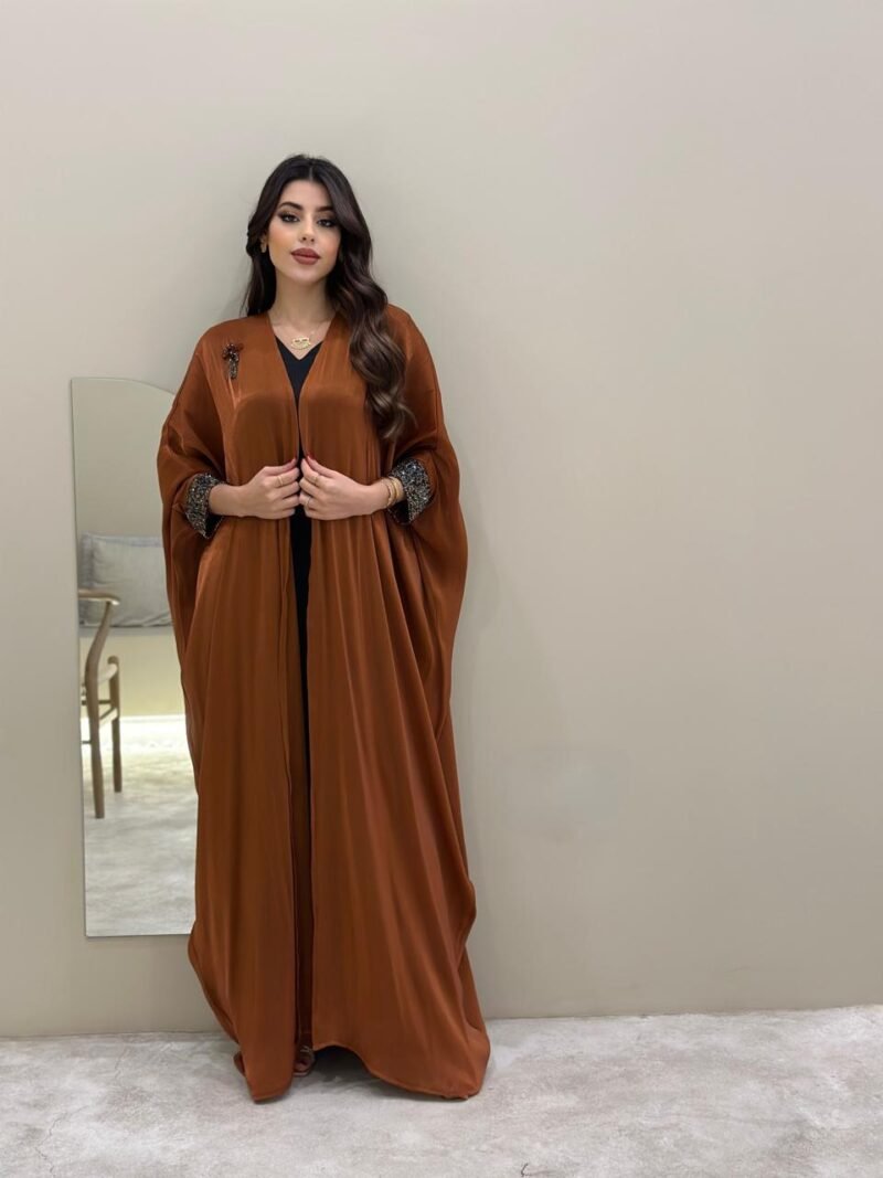 Orange bisht